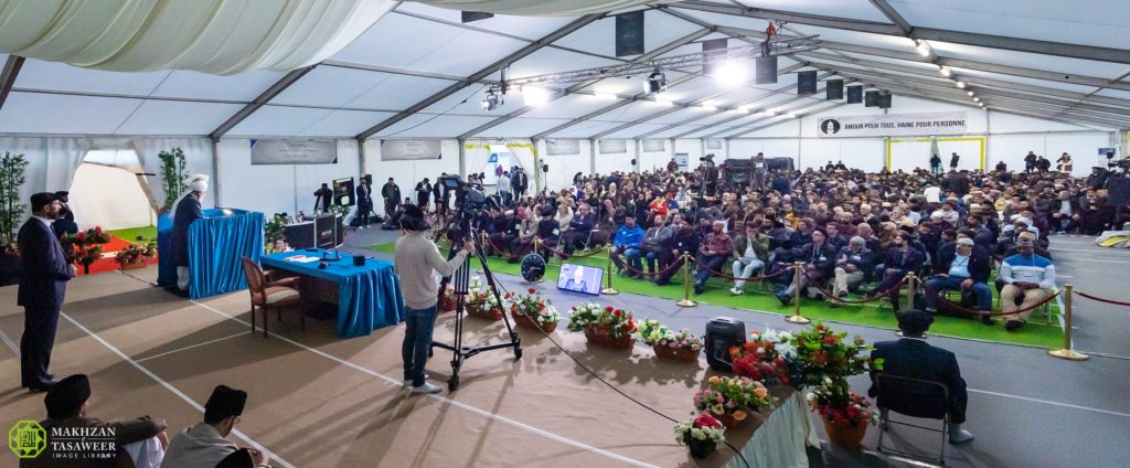 “May justice and compassion prevail” – Hazrat Khalifatul Masih V to French dignitaries and guests at Jalsa Salana France 1 20191005 181405 CA62F854