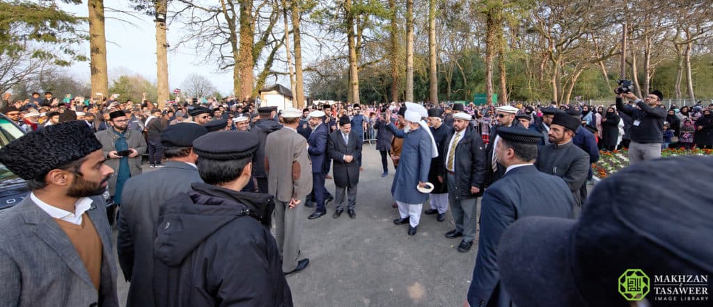 A New Markaz – Precious moments with Huzoor