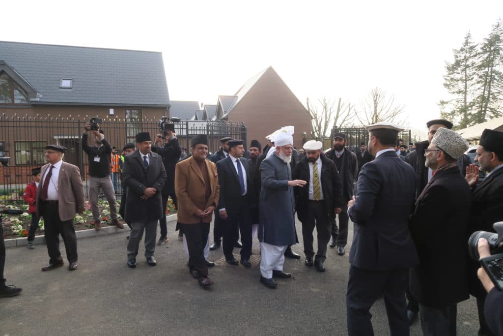 Historic moment – Huzoor moves to new Markaz in Islamabad