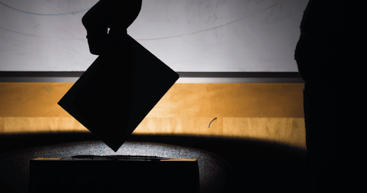 Democracy in Question – Losing Hope in “Old” Politicians