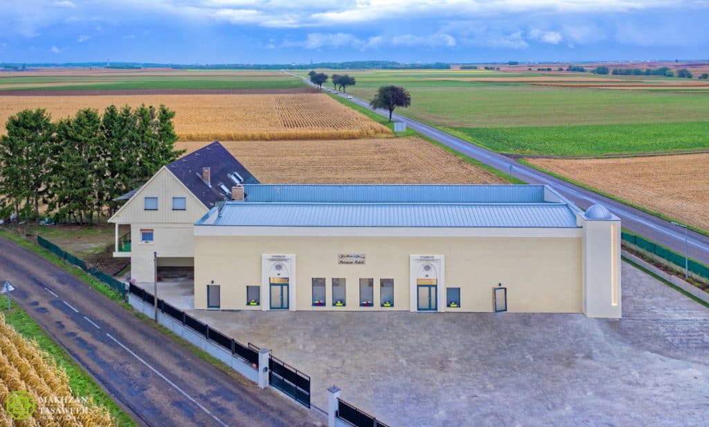 A prayer for France in Mahdi Mosque