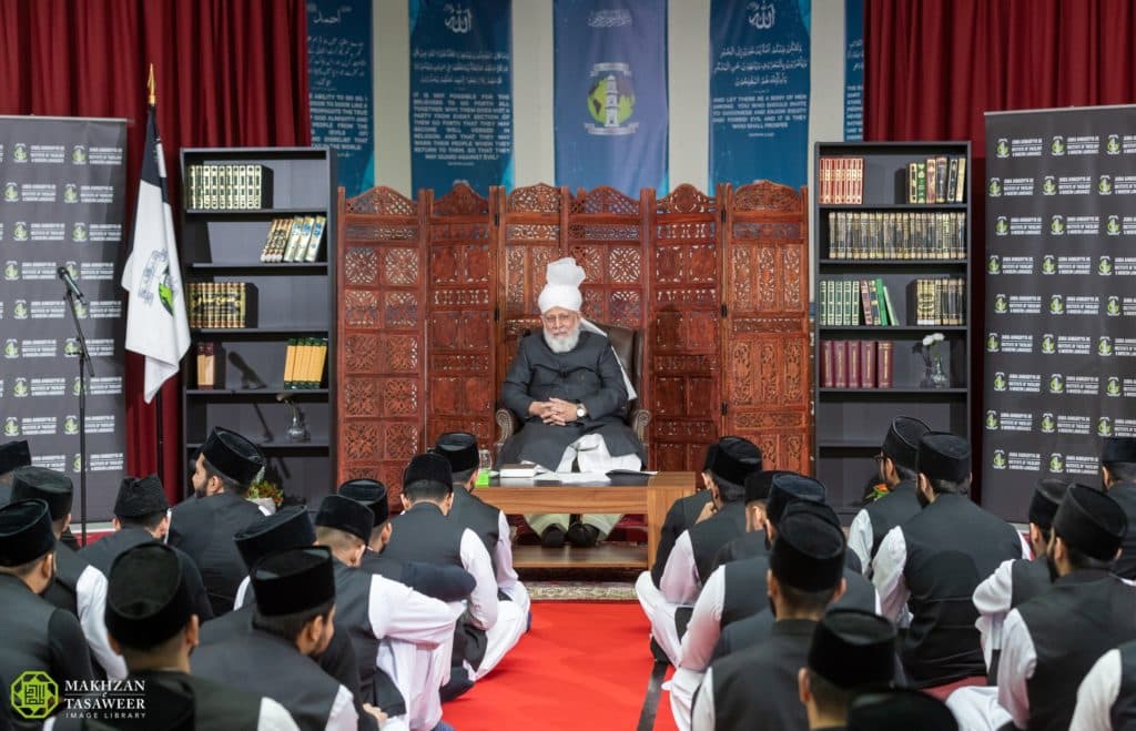Jamia Ahmadiyya UK blessed with the arrival of Hazrat Khalifatul Masih V