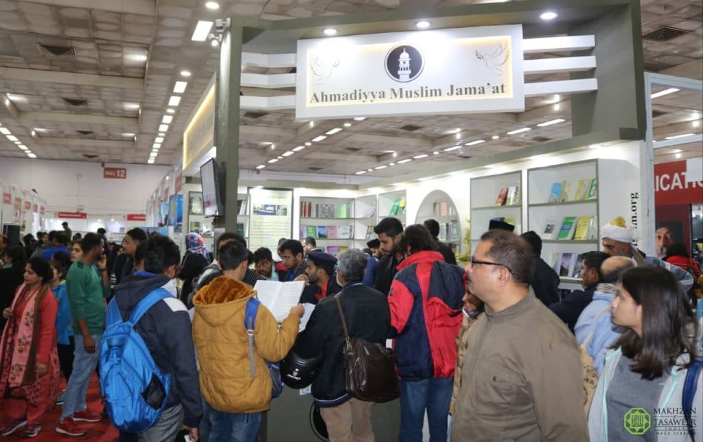 Preaching Islam to 50,000 in New Delhi, India