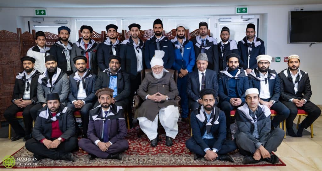 Norway youth meet with Hazrat Khalifatul Masih V