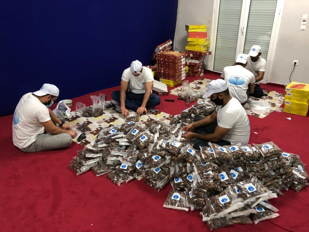 Dates for 2,200 refugees in Athens