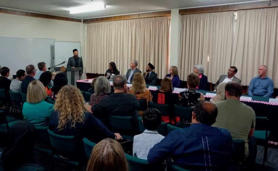 Celebrating education: Ahmadis hold dinner in  New Zealand for teachers