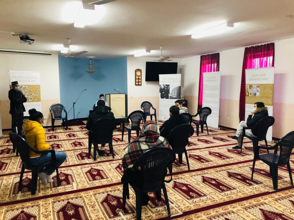 Students visit Mosque in Bensheim, Germany and enquire about Islam