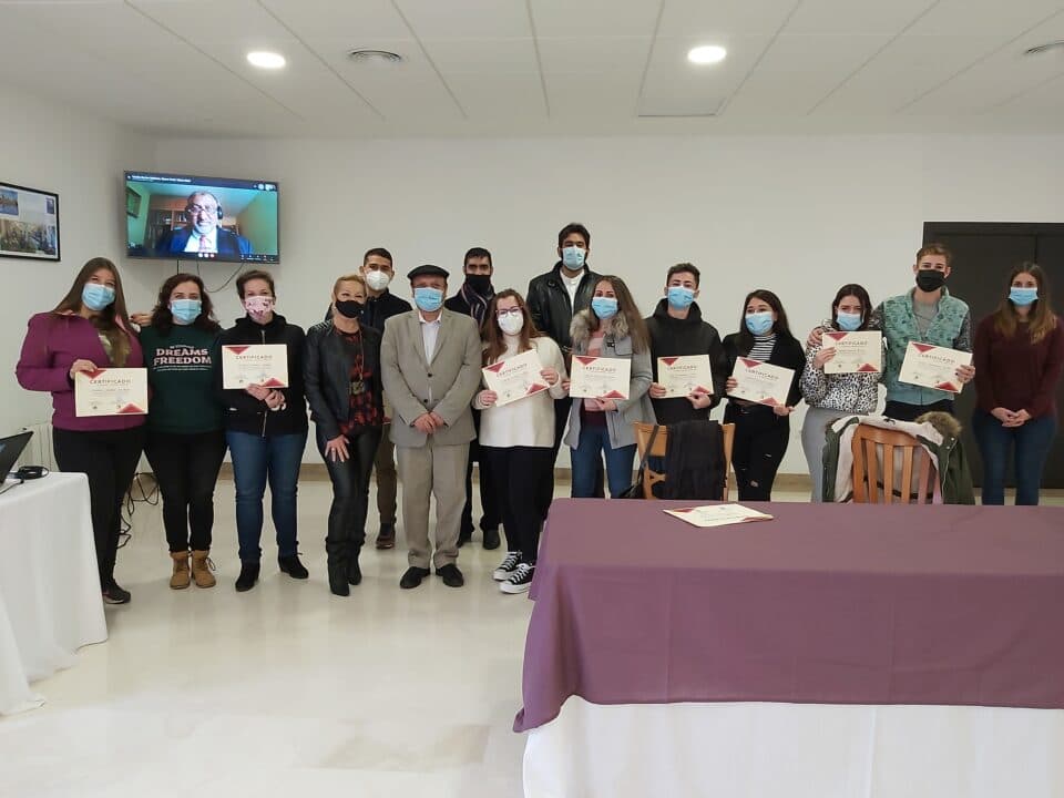 Mosque in Spain offers free English classes and removes  misconceptions about Islam