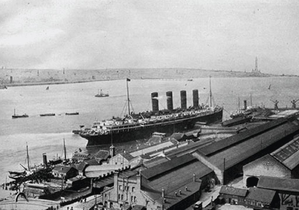 100 Years Ago… – Preaching in London, loyalty of Ahmadi students and Mufti Sahib’s outreach in USA