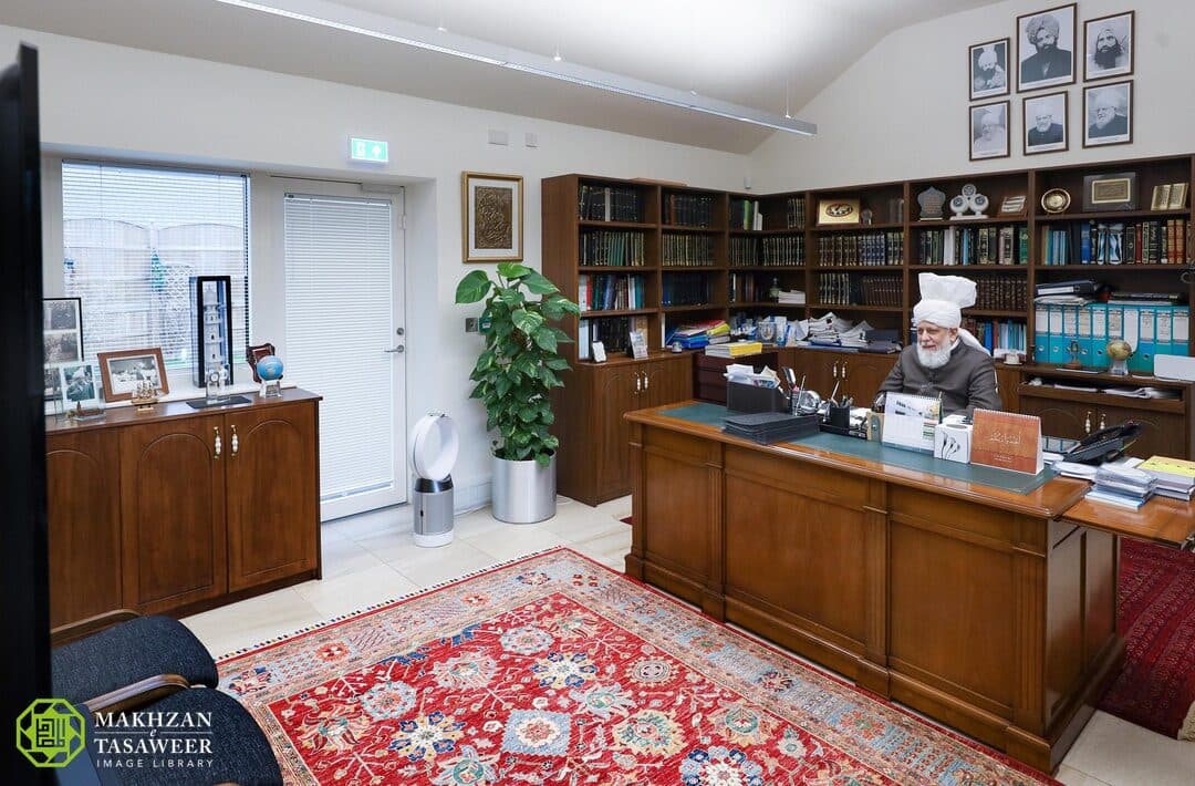 National amila of The Gambia seeks guidance in virtual mulaqat