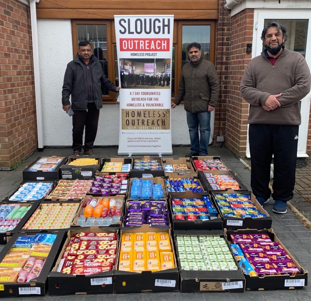 Ahmadis in Slough, UK continue helping homeless and vulnerable