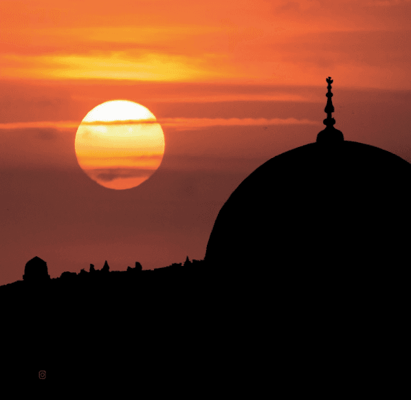 The exemplary young Companions: Patience and resignation to the will of God