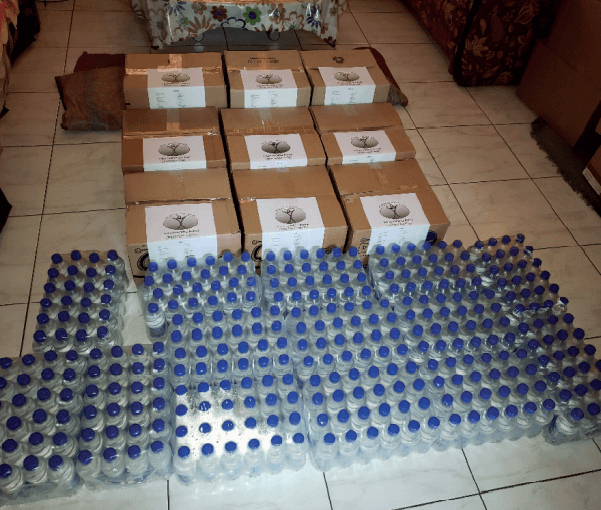 Ahmadi Lajna Imaillah Freeport, Trinidad assist refugees during Pandemic