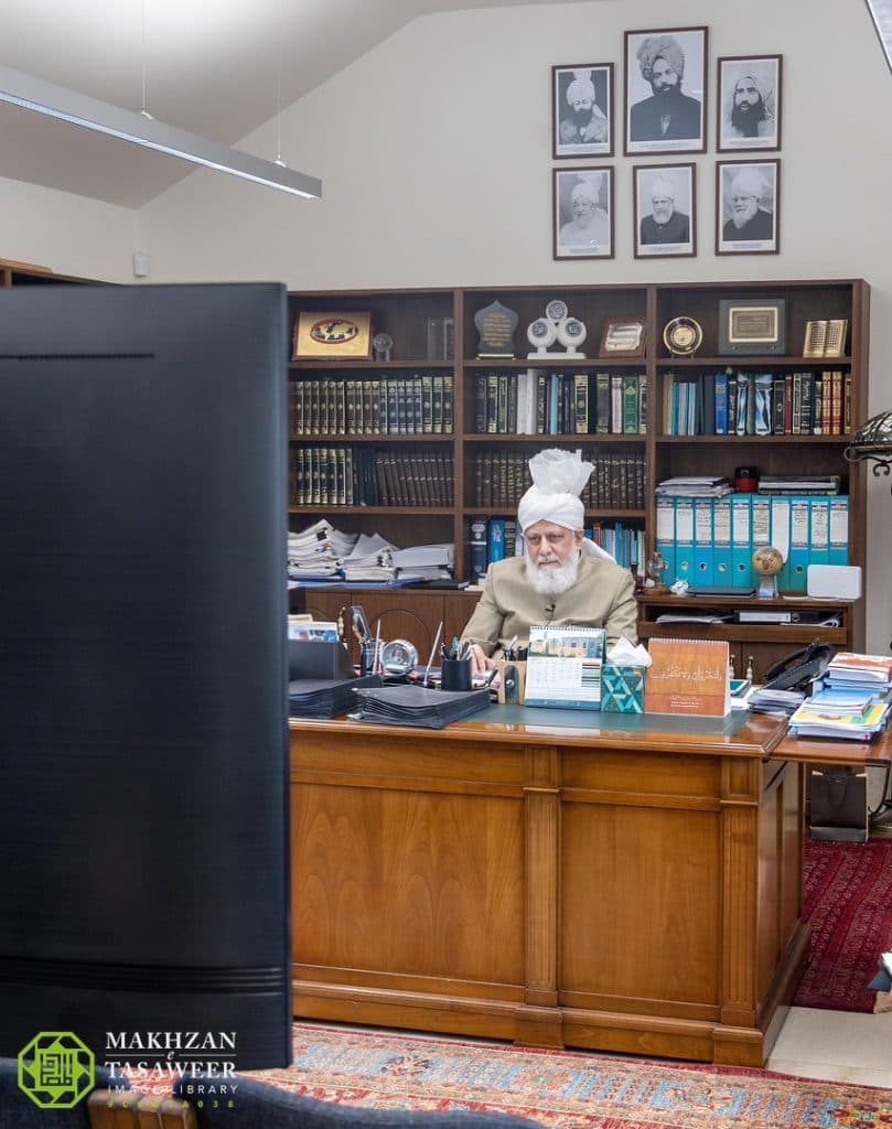 Arab or non-Arab, Ahmadi women must set good examples that make them stand out: Lajna Kababir, Haifa seek direction from Huzoor