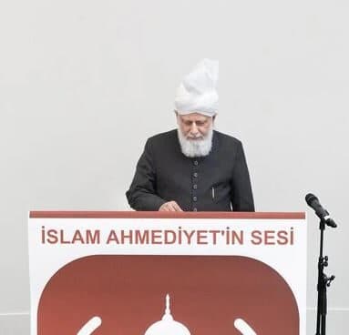 Hazrat Khalifatul Masih launches new 24-hour Ahmadiyya Turkish radio station