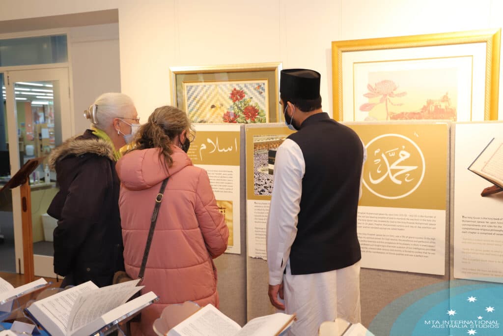 Ahmadis dispel misconceptions about Islam in South Australia through Quran exhibitions