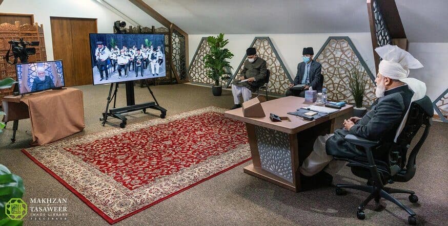 Begin your work with a new passion and zeal, and try to achieve 100% of the targets you have set: National amila of Majlis Khuddam-ul-Ahmadiyya Finland’s meeting with Hazrat Amirul Momineen