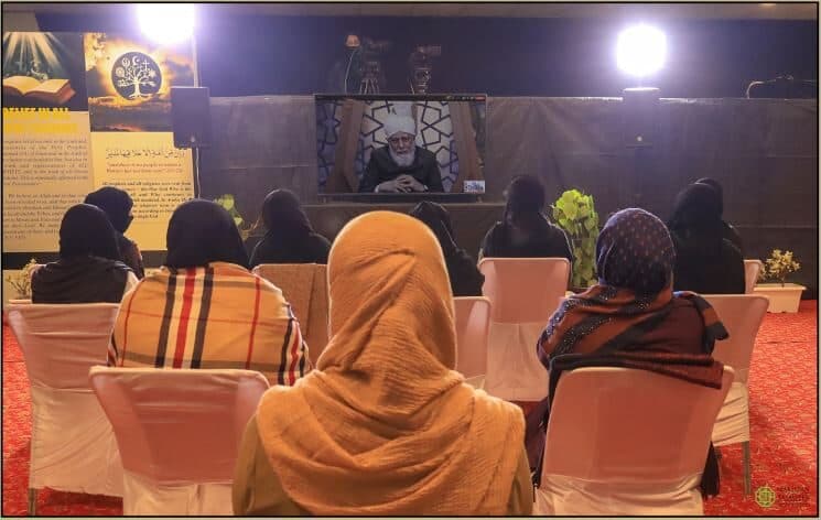 Ahmadi girls should be well-educated: Lajna Imaillah India’s amila meets with Hazrat Khalifatul Masih