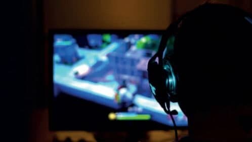 Hazrat Mirza Masroor Ahmad’s warning about Fortnite