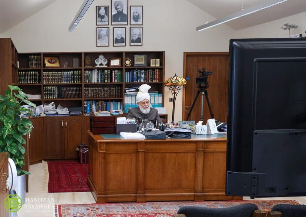 How to do the tarbiyyat of Nasirat-ul-Ahmadiyya?