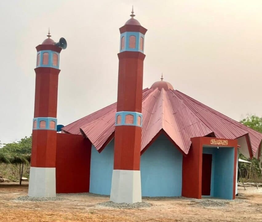 Dasa, Benin: New Ahmadiyya mosque – architecturally inspired by Mubarak Mosque, Islamabad