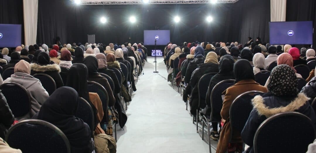 Hold onto Allah’s hand alone, success will follow: Lajna Germany meet Hazrat Khalifatul Masih V
