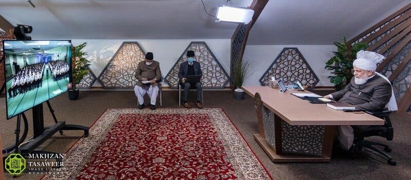 “We cannot do anything in this world without the help of Allah”: MKA USA blessed with a third week of virtual meetings with Huzoor