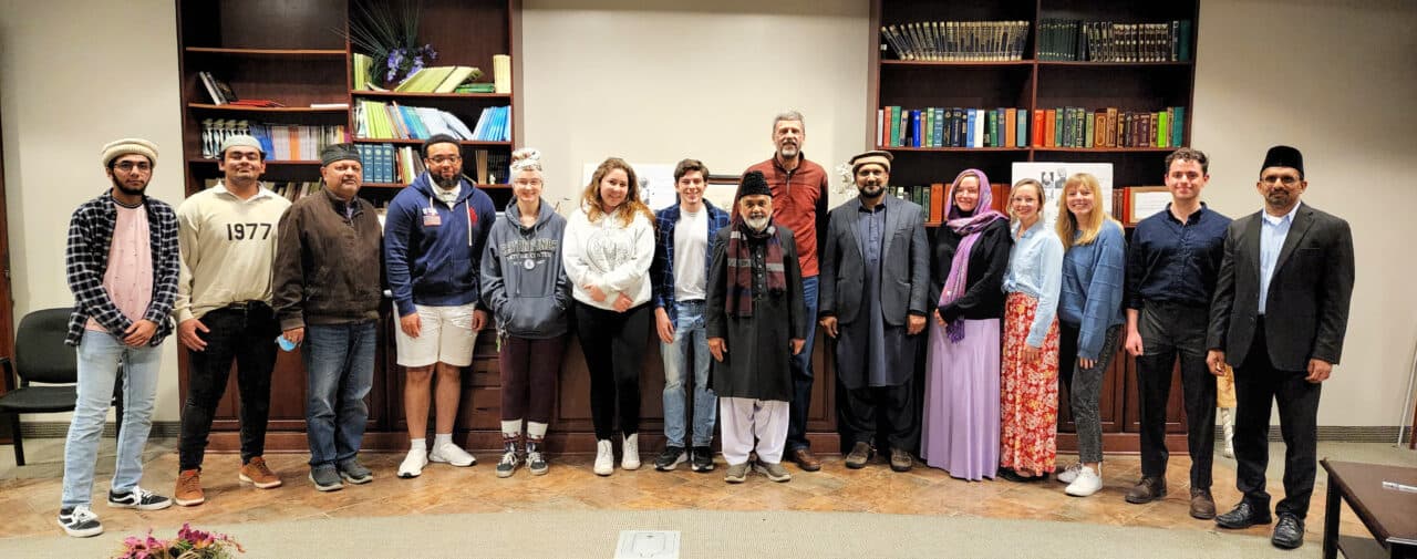 Students from the Rochester University visit the Mahmood Mosque, Detroit