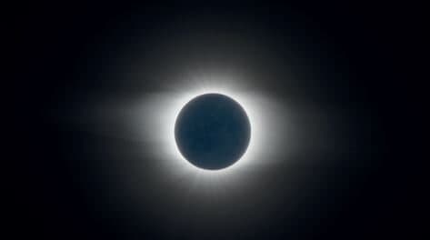 Answers to Everyday Issues – Part XXXIII: Khatam al-Nabiyyin, Quran recitation during salat, effects of lunar eclipse on pregnancy, and pig-to-human organ transplant