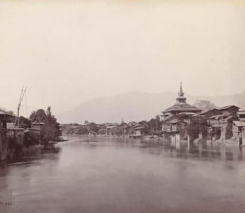 Pursuit, betrayal and triumph: The formative years of Hazrat Hakim Maulvi Nuruddin – Part II