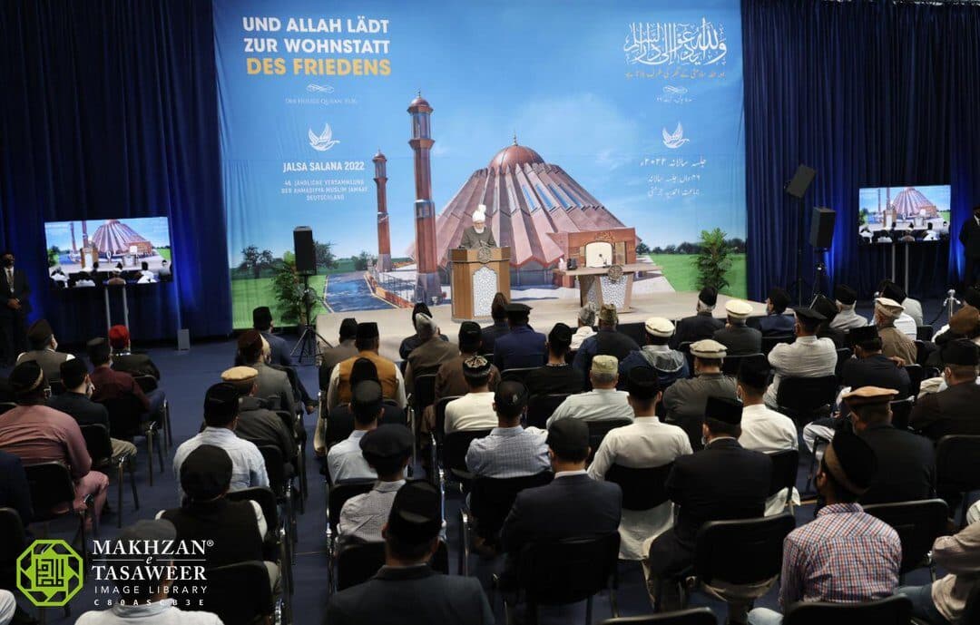 Love for others what you love for yourself – The key to achieving global peace: Hazrat Khalifatul Masih delivers concluding address at Jalsa Salana Germany