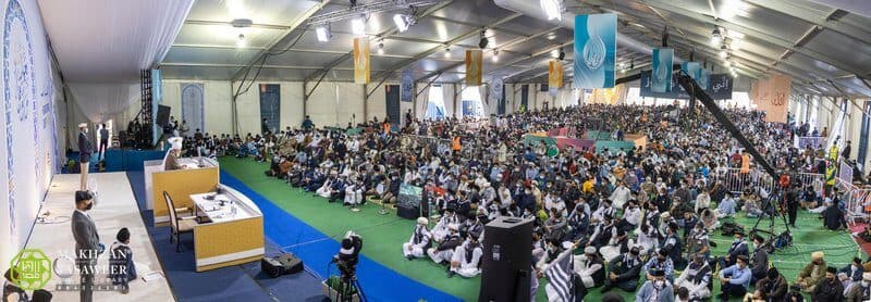 Observe salat, shun falsehood and honour your pledges: Hazrat Khalifatul Masih V addresses concluding session of MKA UK 2022 ijtema