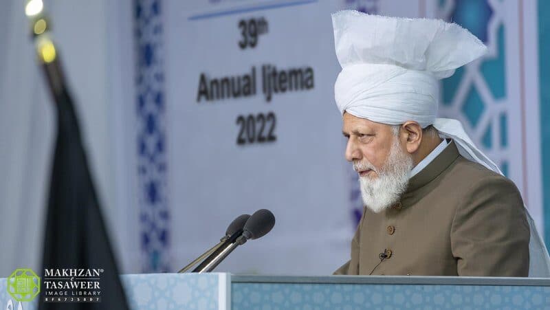Only taqwa can develop the true essence of Majlis Ansarullah in us: Hazrat Khalifatul Masih V addresses Majlis Ansarullah UK ijtema
