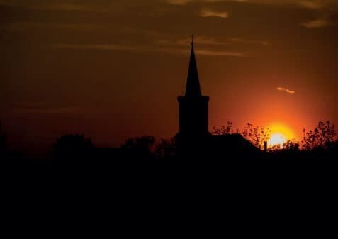 100 Years Ago… – Dialogue between a Christian father and an Ahmadi Muslim on Jesus’ death