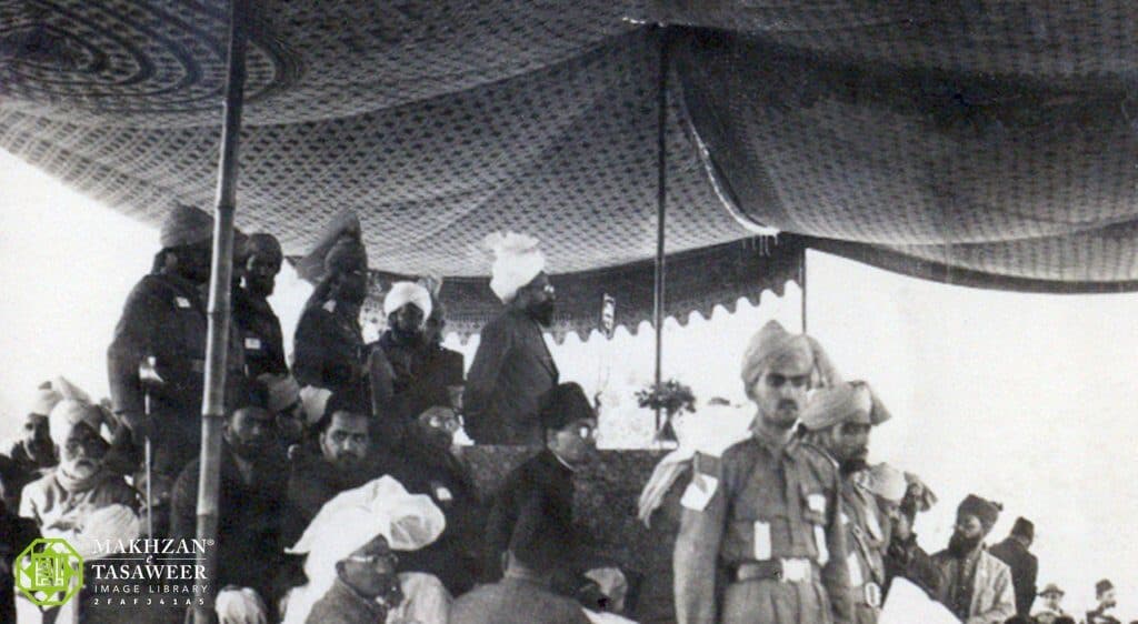 Obey Allah and His chosen one with complete submission: Hazrat Musleh-e-Maud’s advice to the Jamaat