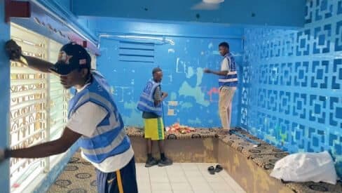 Jamaat-e-Ahmadiyya Belize help renovate local orphanage