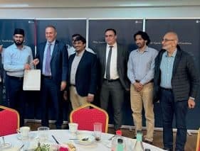 Palestine Ambassador to UK visits Ahmadiyya Mosque in Leamington Spa