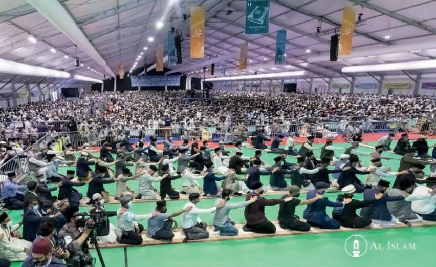 Model of Muslim unity: Disunited ummah must learn from Jalsa Salana