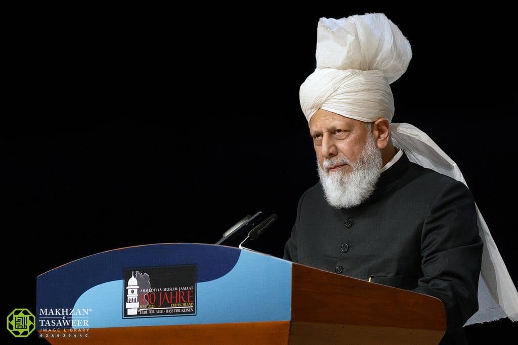 Only in Islam do we find standards of absolute justice: Huzoor’s address to external guests at Jalsa Salana Germany