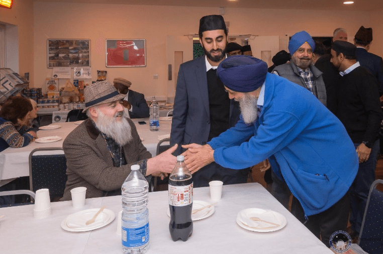 ‘Discover True Islam Week’ held in Thorpe Village, Middlesex, UK