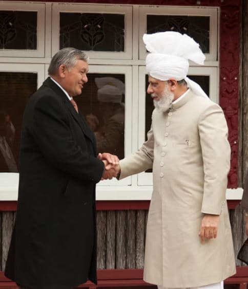 A Caliph & a Māori King: A legacy of peace