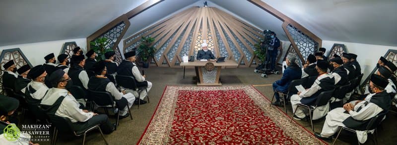 Handle differences with compassion: Majlis Ansarullah Belgium’s amila meets with Hazrat Khalifatul Masih V