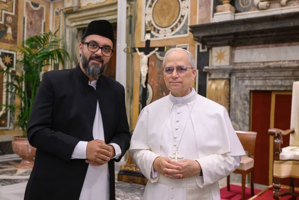 Ahmadiyya missionary attends Vatican inauguration events and conveys message on Gaza crisis