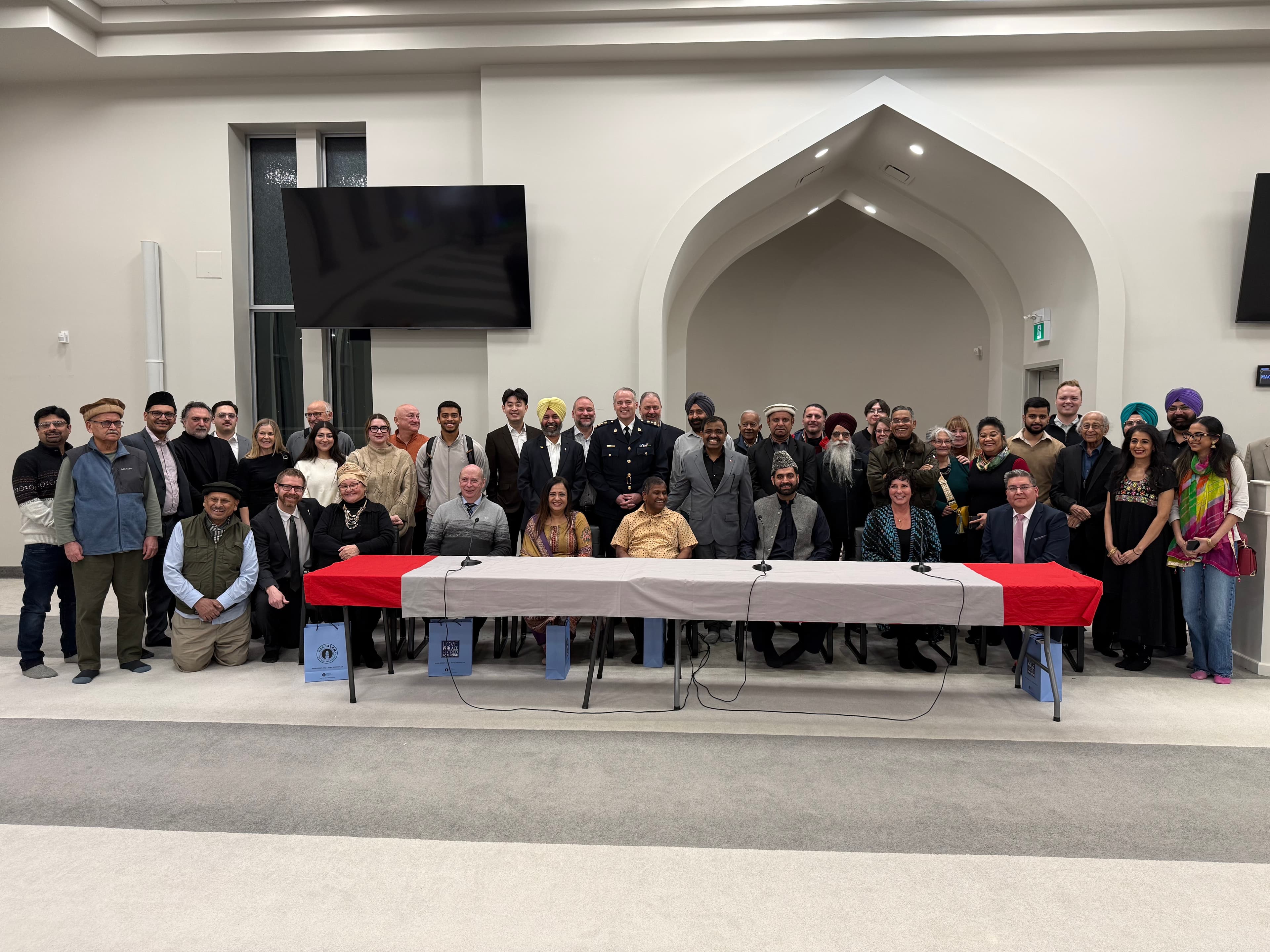 Saskatoon Southwest Jamaat hosts interfaith symposium on ‘peaceful coexistence’