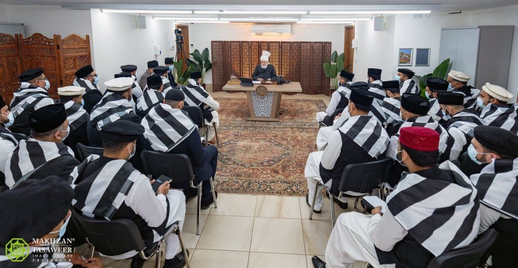 Attach khuddam to the mosque: MKA UK’s national amila meets Huzoor