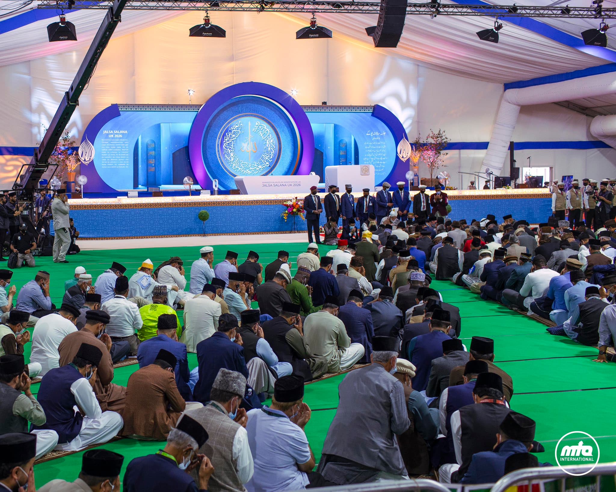 Fulfil the pledge of bai‘at and establish Tawhid: Huzoor (aa) concludes Jalsa Salana UK 2026