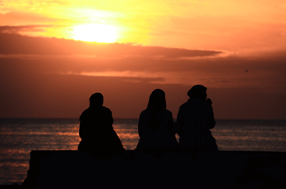 How the world is inclining towards the Islamic way of life