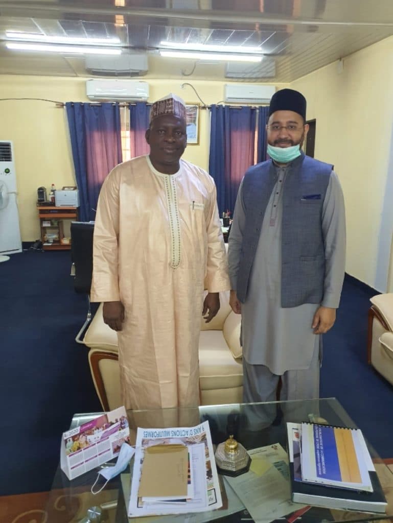Amir Jamaat Niger’s meeting with minister of communication in Niamey