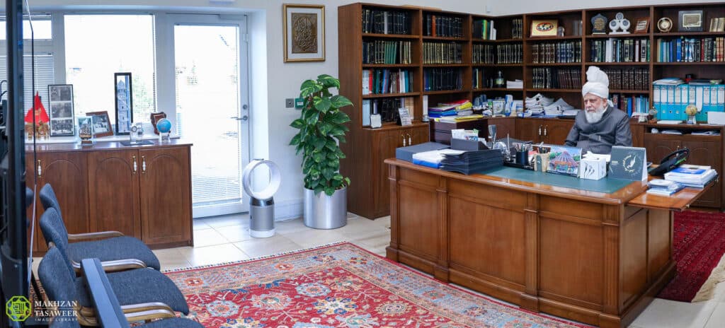 Australia Atfal recount virtual mulaqat with Huzoor