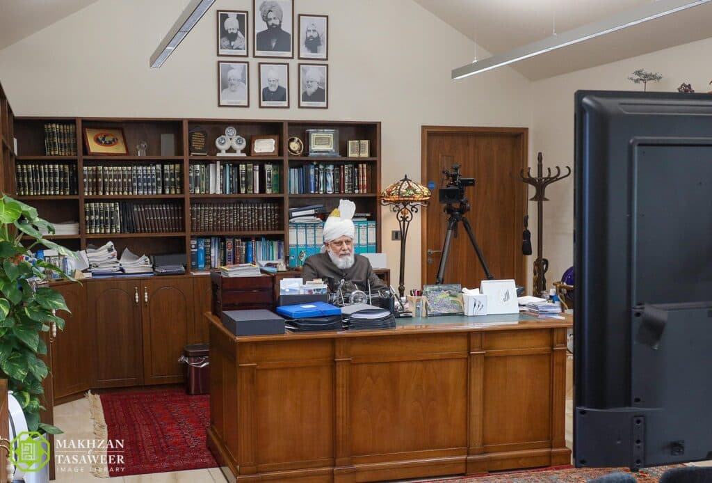 “Modesty is part of faith”: UK Lajna amila seeks direction from Huzoor in virtual mulaqat